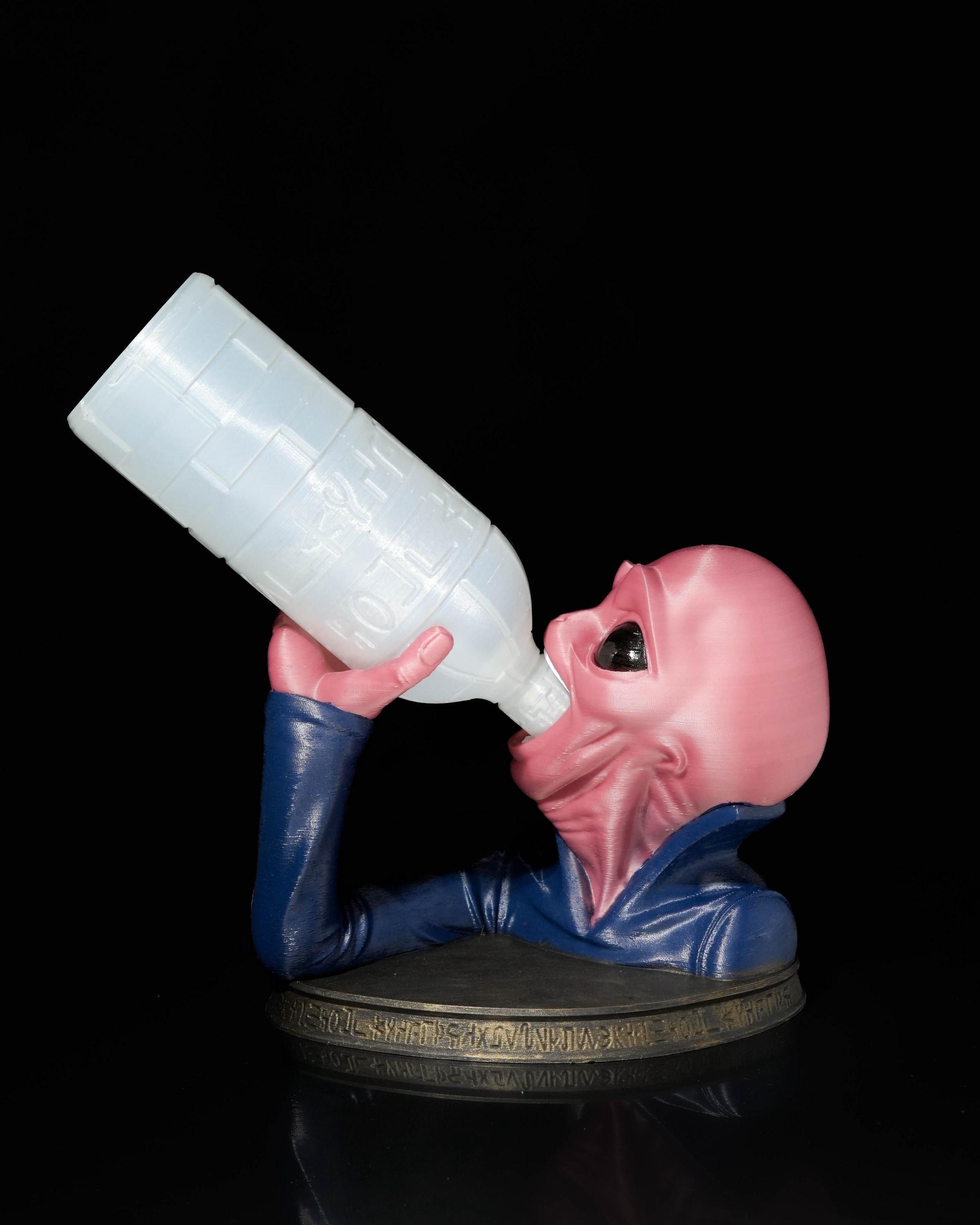 Alien Weinhalter - fertig produziertes 3D-Druck-Produkt